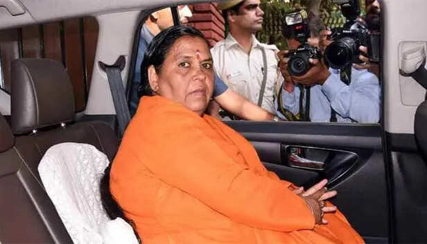 First Woman CM of Madhya Pradesh: उमा भारती ऐसे बनी थीं मध्य प्रदेश की पहली  महिला मुख्यमंत्री, जानिए क्यों छोड़नी पड़ी थी कुर्सी - First Woman CM of Madhya  Pradesh how Uma
