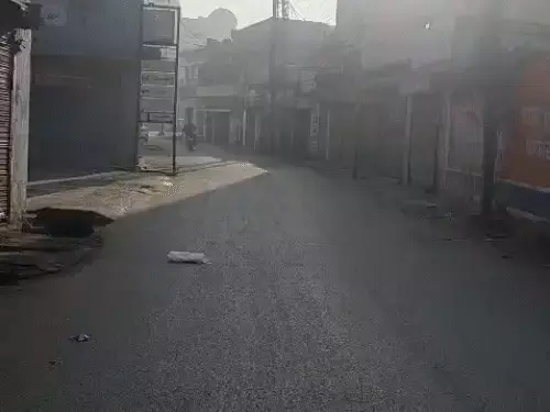 Shops closed in Raipur