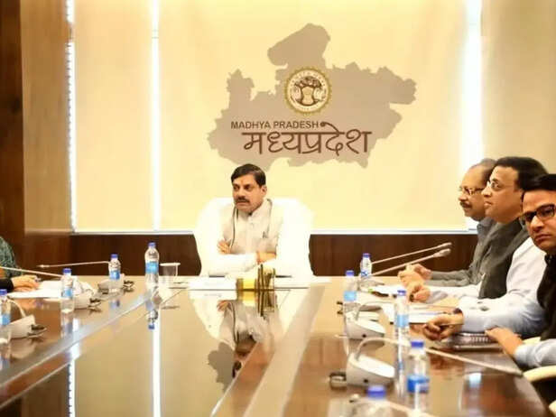 MP Politics Transfer policy may get approval in Mohan yadav cabinet meeting  today | Hindi News MP Politics: मोहन कैबिनेट बैठक में आज तबादला नीति को मिल  सकती है मंजूरी, नगर पालिका