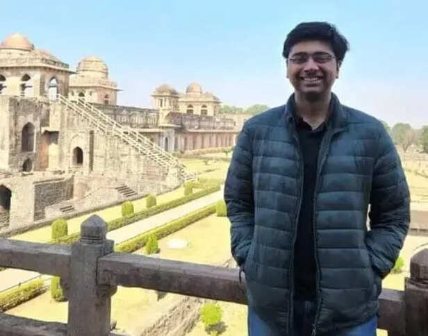 IAS Divyanshu Choudhary