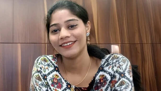 बड़ी शातिर निकली सोनम... नेपाल भागने की कर ली थी पूरी तैयारी, इस रूट से  जाने का था प्लान - Sonam Raghuvanshi was preparing to flee to Nepal via  Gorakhpur Sanauli border