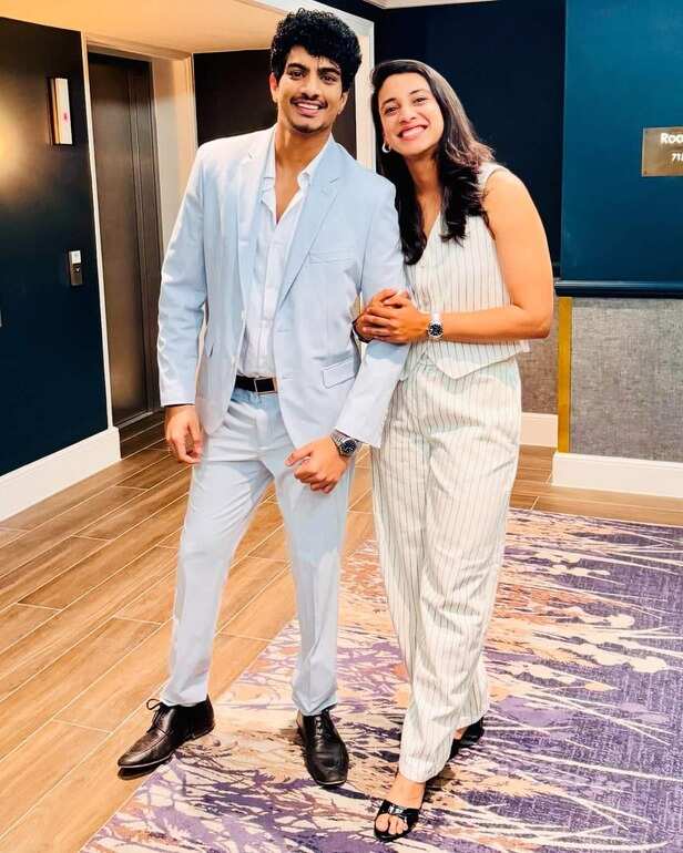 वर्ल्ड चैंपियन बनने के बाद स्मृति मंधाना कब करेंगी शादी? कैसे शुरू हुई पलाश  मुच्छल के साथ लव स्टोरी | World champion Smriti Mandhana wedding date with Palash  Muchhal love ...