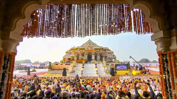 UP Ayodhya Ram Mandir Inauguration helped in increasing Business Employment  tourism उत्सव और उल्लास की नगरी बनी अयोध्या, राम मंदिर प्राण प्रतिष्ठा के  बाद से बढ़ा व्यापार और ...