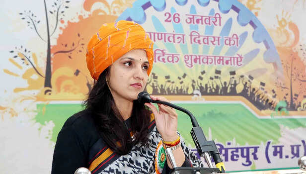 ias rajni singh