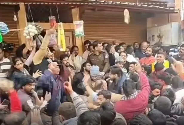 indore bhagirathpura incident 16 deaths bjp strategy