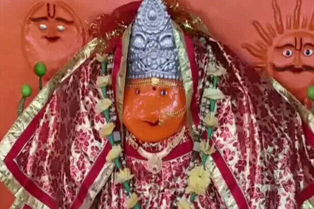 पाकिस्तान के बाद MP के इस शहर में है हिंगलाज देवी का मंदिर, 500 वर्ष ज्योति  स्वरुप में आई थी मां