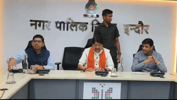 Mayor Pushyamitra Bhargava