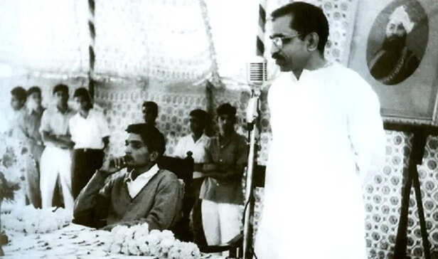 पंडित दीनदयाल और एकात्म मानववाद: पश्चिम की बजाय भारत को भारत की ही दृष्टि  से देखना आवश्यक