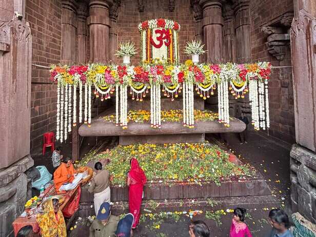Bhojpur Shiv Mandir Mahashivratri: Security, Decorations &amp; Darshan Updates