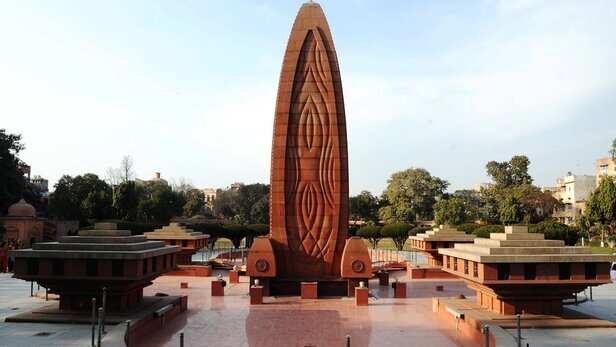 JallianwalaBaghCentenary क्यों पाकिस्तान के इतिहास से ग़ायब है आज़ादी की  लड़ाई का ये किस्सा - BBC News हिंदी