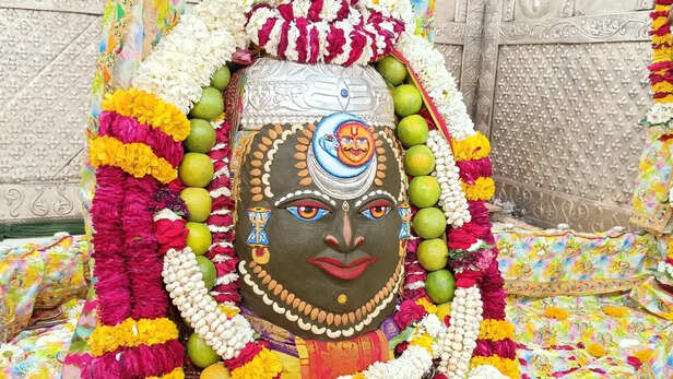699810d8e8555-mahakal-sandhya-aarti-online-booking-204416484-16x9-556824