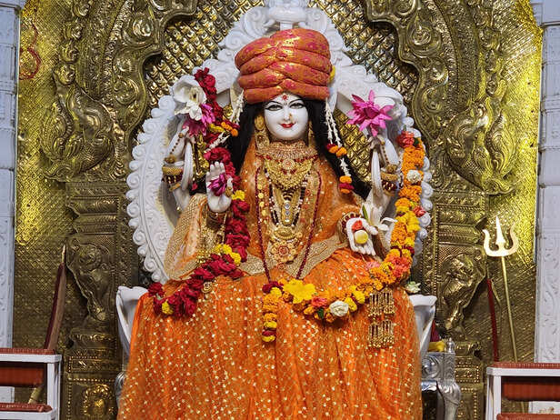 Have darshan of Maa Kalratri in Karunadham, Bhopal.