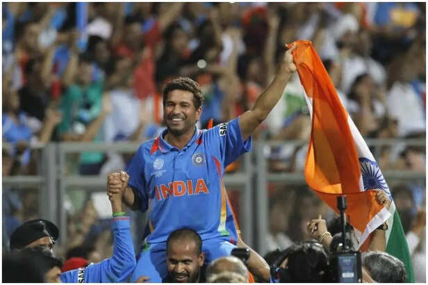 Happy B'day Sachin: 10 बड़े रिकॉर्ड, जिन्होंने सचिन तेंदुलकर को दिलाया  क्रिकेट के भगवान का दर्जा I happy birthday sachin tendulkar here is a list  of the big 10 records held by