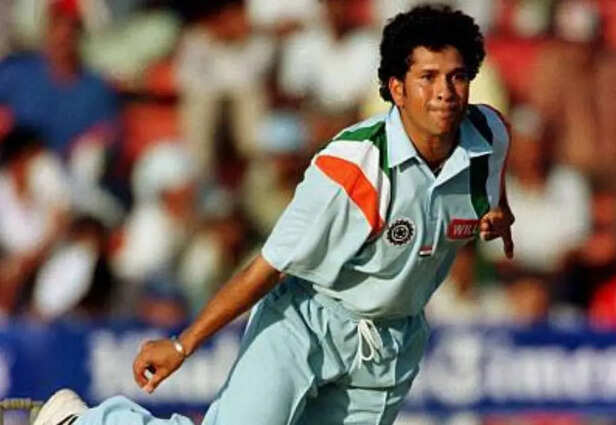 Unbreakable Cricket Records of Sachin Tendulkar Most runs in a calendar  year in ODIs|100 साल तक नहीं टूटेगा ये वर्ल्ड रिकॉर्ड! क्रिकेट का सबसे बड़ा  है अजूबा| Hindi News