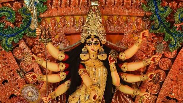 Chaitra Navratri 2025: चैत्र नवरात्र में करें इस तरह से करें मां दुर्गा की  पूजा, प्रसन्न होकर देंगी वरदान - chaitra navratri 2025 pujan vidhi upay and  read durga saptashati path in