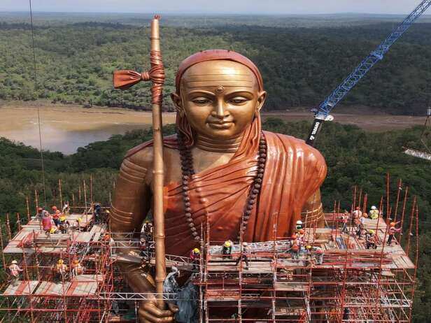 Statue of Oneness Omkareshwar: ओंकारेश्वर में आदि शंकराचार्य की प्रतिमा,  महान दार्शनिक को एक श्रद्धांजलि - Omkareshwar Statue of Oneness of adi  shankaracharya Unveiled symbol of unity ...