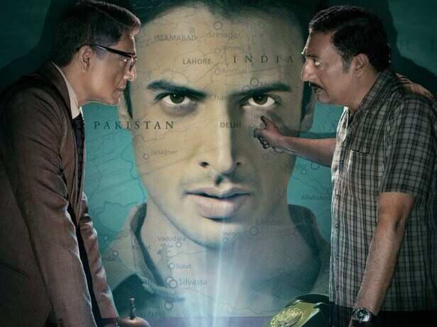 वेब सीरीज 'मुखबिर: द स्टोरी ऑफ ए स्पाई' का धांसू ट्रेलर रिलीज, फिर पलटे  जाएंगे भारत के इतिहास के पन्ने - trailer release of web series mukhbir the  story of a spy watch video entpks - News18 हिंदी