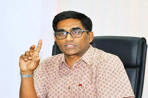 ias-pratyay-amrit--703403