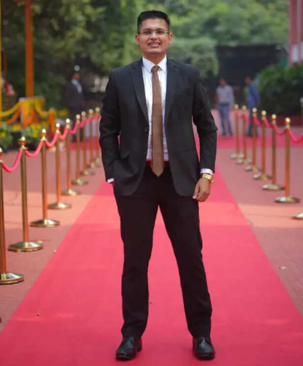 anuj