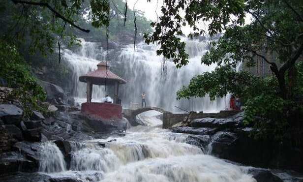 प्राकृतिक दृष्टि से अद्भुत