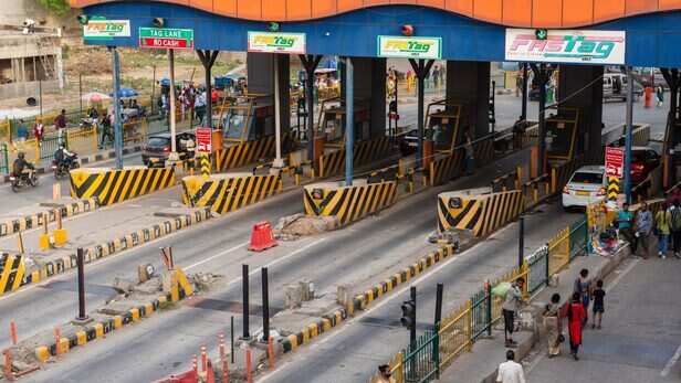 Toll Tax at Highways, Expressways Across India to Become Costlier by 5-10%  From April 1 | Full Details | Auto News - News18