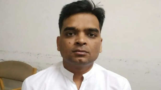 Ashish Bhardwaj (35)