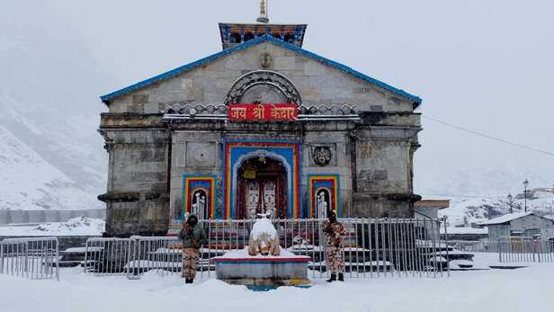 Chardham Yatra 2025 devotees 6.80 lakh have registered for Kedarnath  Badrinath ann | चारधाम यात्रा 2025: श्रद्धालुओं में उत्साह, एक महीने पहले  ही अब तक 6.80 लाख ने कराया पंजीकरण