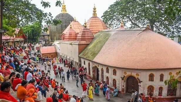 रजस्वला होती हैं देवी कामाख्या, तीन दिन बंद रहते हैं कपाट... मानसून की  रहस्य भरी परंपरा में शामिल है अंबुवाची उत्सव - kamakhya ambubachi mela asam  mansoon religious importance of festival ntcpvp - AajTak