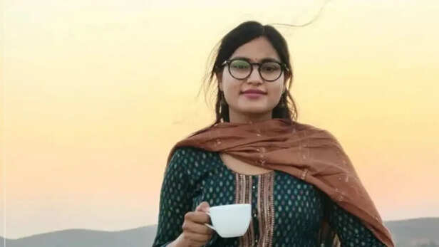 Ashish Bhardwaj (39)