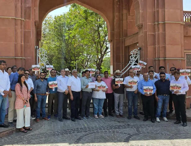 dal-kalja-ma-paratharashana_9fe41bfa3f6873de1801615e6a63f134-104764.jpeg?w=414&amp;dpr=1