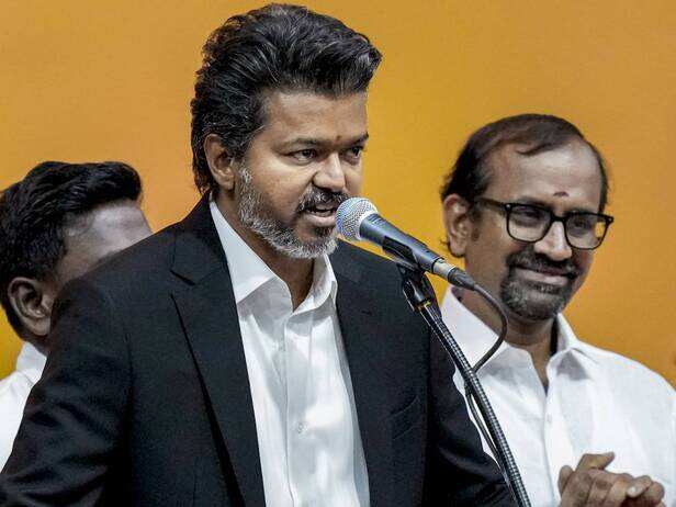 tamil nadu cm vijay resignation | मुख्यमंत्री बनते ही थलापति विजय ने लिया  बड़ा फैसला, त्रिची ईस्ट सीट से दिया इस्तीफा, पेरम्बूर को बनाया अपनी  कर्मभूमि ...