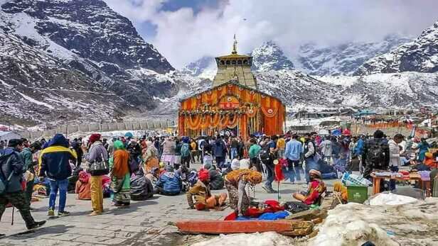 चारधाम यात्रा 2026: पहले दिन 1.23 लाख से ज्यादा भक्तों ने किया रजिस्ट्रेशन,  जानें कब से शुरू होगी यात्रा - chardham yatra 2026 registration starts  kedarnath dham lclcn - AajTak