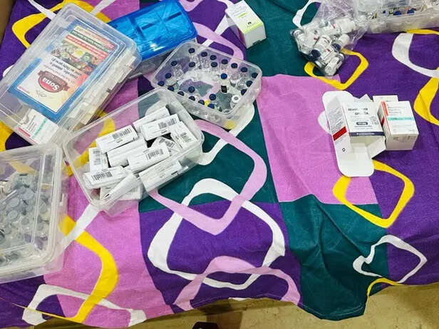 Rs 100 Fungus Medicine Sold As Rs 2 Lakh Cancer Injections By Delhi Gang