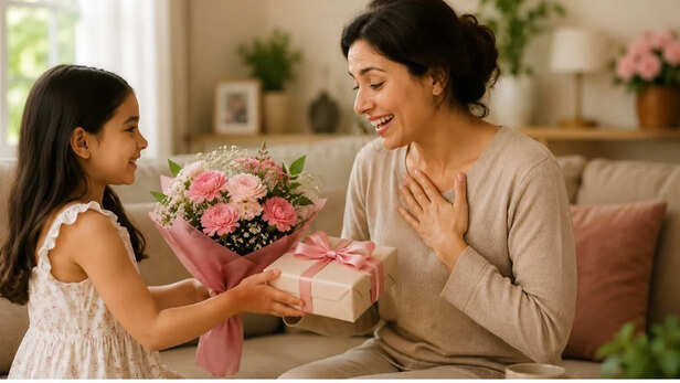 Mothers Day 2026 Unique Health Gifts For Mom That She Never Expected - Mother's  Day पर मां को दें गुड हेल्थ के ये अनोखे तोहफ़े, जो मां ने सोचा न होगा!|  Navbharat Live