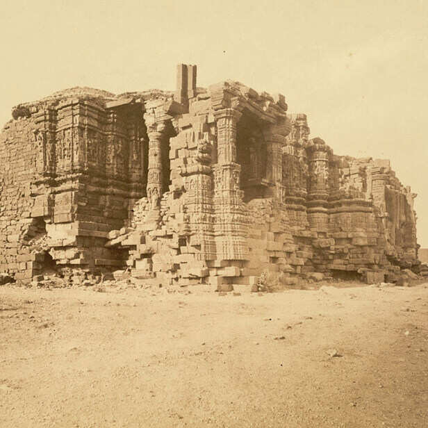 सोमनाथ मंदिर की कहानी...कई आक्रमण हुए, लेकिन कायम रहा वैभव, अब मोदी सरकार  दे रही सौगात - History AajTak