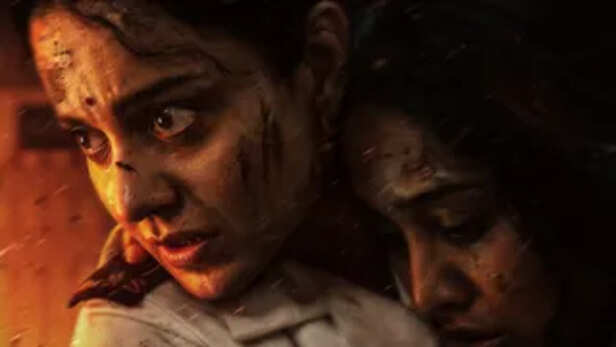 जान की बाजी लगाकर फर्ज निभाती दिखीं Kangana Ranaut, 'भारत भाग्य विधाता' से  एक्ट्रेस का पहला लुक आउट - kangana ranaut first look from bharat bhhagya  viddhata movie based on mumbai terror