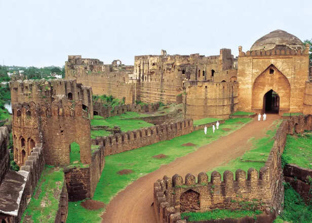 bijapur-fort