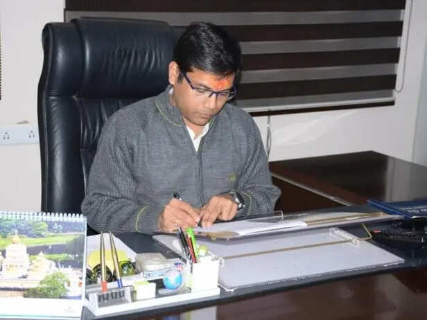 rishi garg