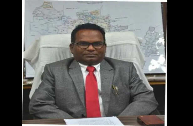 IAS Padum Singh Elma