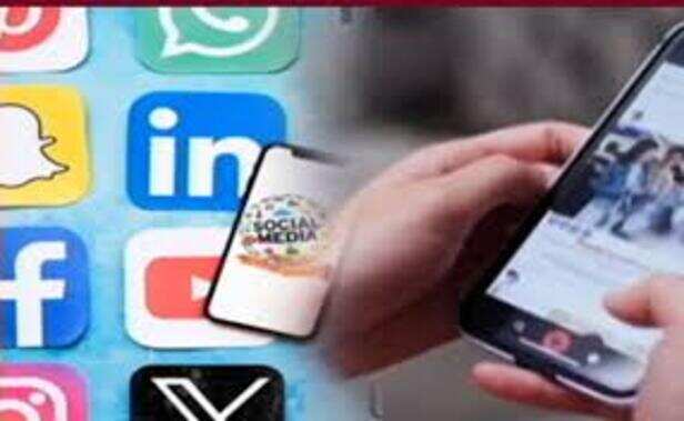 सोशल मीडिया पर ज्यादा समय बिताने के नुकसान, डिजिटल दिखावा, मानसिक तनाव के  साथ समय की बर्बादी | Disadvantages of spending too much time on social media,  digital show-off, mental ...