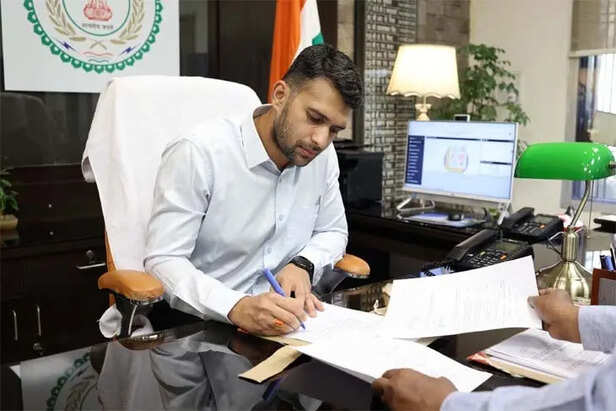 IAS Mayank Chaturvedi