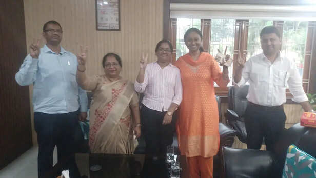 CBSE 12th Result: रांची की भव्या रंजन ने हासिल किए 99.8% अंक, नेशनल टॉपर  होने का दावा