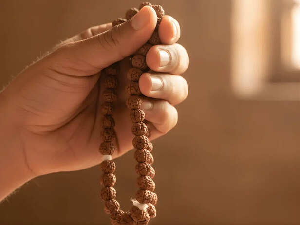 हिंदू धर्म में 108 का महत्व: अर्थ, विज्ञान और आध्यात्मिक रहस्य – प्रिंजल  ज्वेल्स