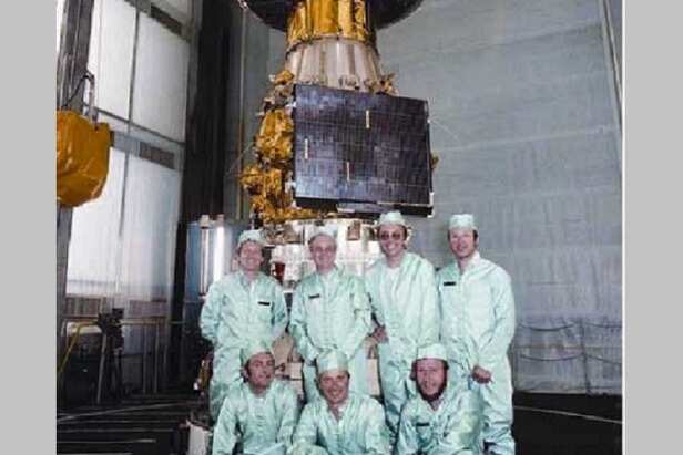 APPLE: ISRO First Indian Geostationary Communication Satellite - News18  हिंदी