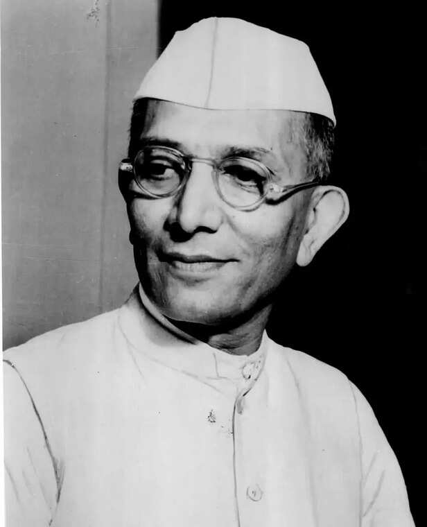 चित्र:Morarji Desai During his visit to the United States of America  (cropped).jpg - विकिपीडिया