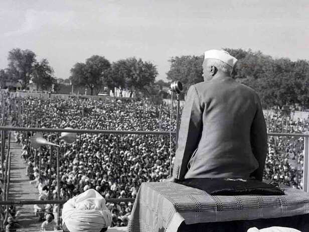 Jawaharlal Nehru Know How did Jawaharlal Nehru became the First Prime  Minister of India | प्रधानमंत्री सीरीज 1: जानें देश के पहले प्रधानमंत्री  कैसे बने थे जवाहरलाल नेहरू