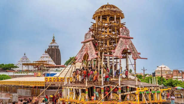 Jagannath Rath Yatra 2026 Date: पुरी रथ यात्रा कब शुरू होगी? भाई-बहन के साथ  मौसी के घर जाते हैं भगवान जगन्नाथ, जानें तारीख और मुहूर्त - News18 हिंदी