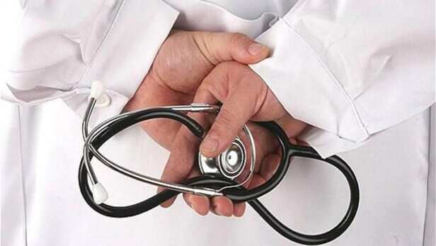 National Doctor's Day: 1 जुलाई को क्यों मनाते हैं नेशनल डॉक्टर्स डे, कब हुई  थी इसकी शुरुआत? - national doctors day 2022 july 1 why do we celebrate  doctors day know significance