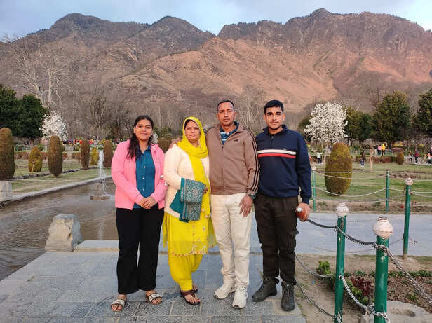 सूबेदार के बेटे ने NEET में गाड़ा झंडा, पहली परीक्षा की तरह दोबारा लाए 705 अंक