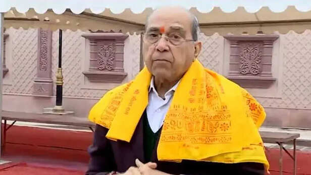 नृपेंद्र मिश्रा